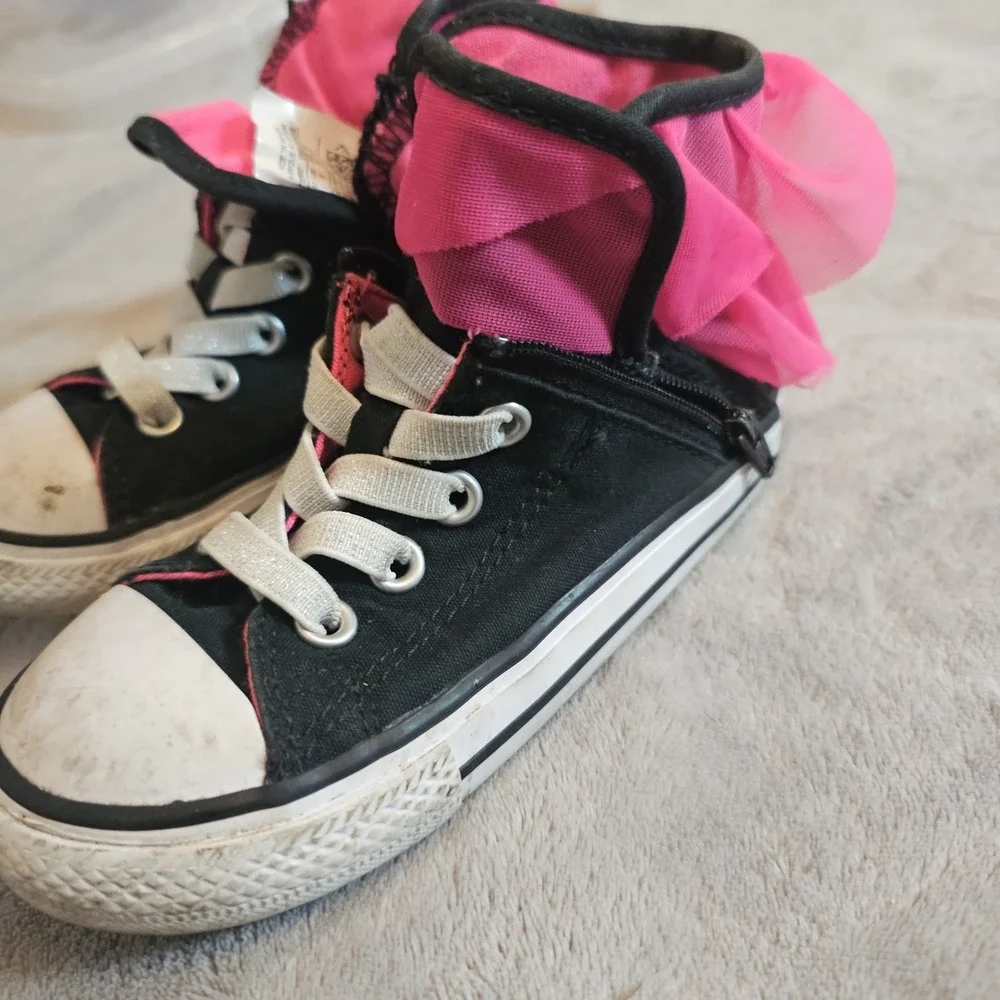 Converse All Stars Hi-Tops Pink Ribbon Ruffle Design Black Infant Size 9